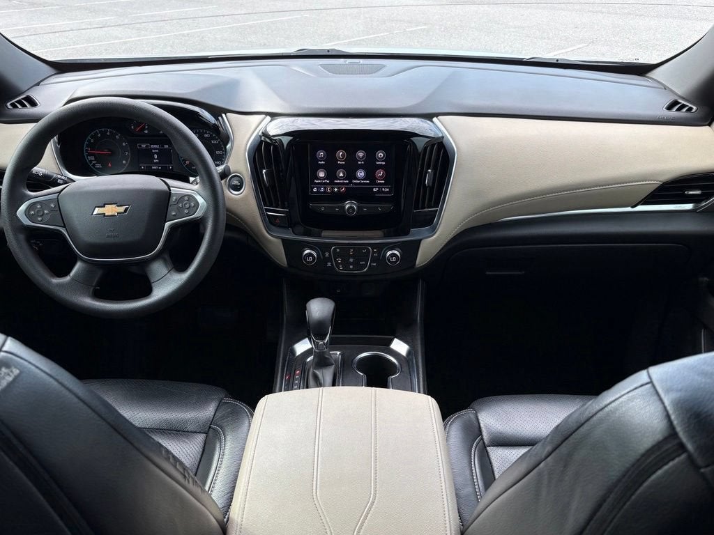 2022 Chevrolet Traverse Base