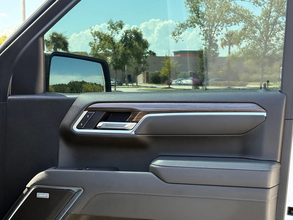 2025 Chevrolet Silverado 1500 Base