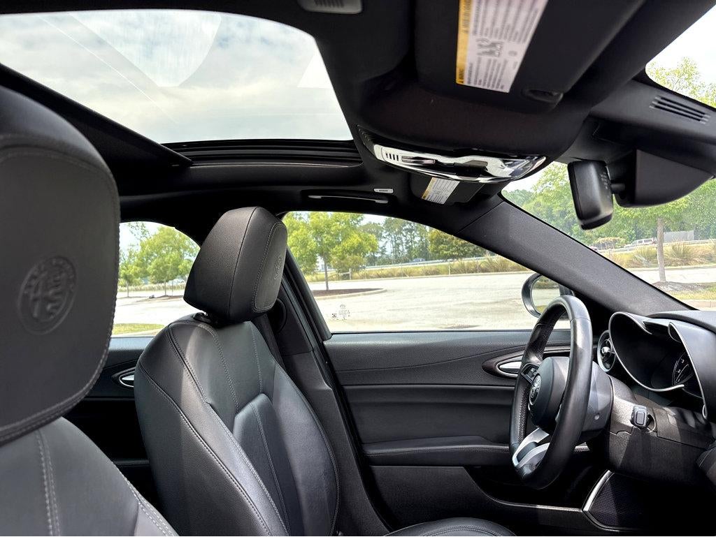 2022 Alfa Romeo Giulia Ti