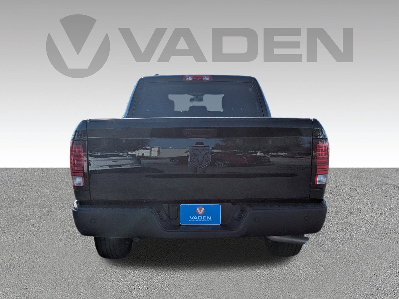 2023 RAM 1500 Classic Warlock Crew Cab 4x4 5'7" Box