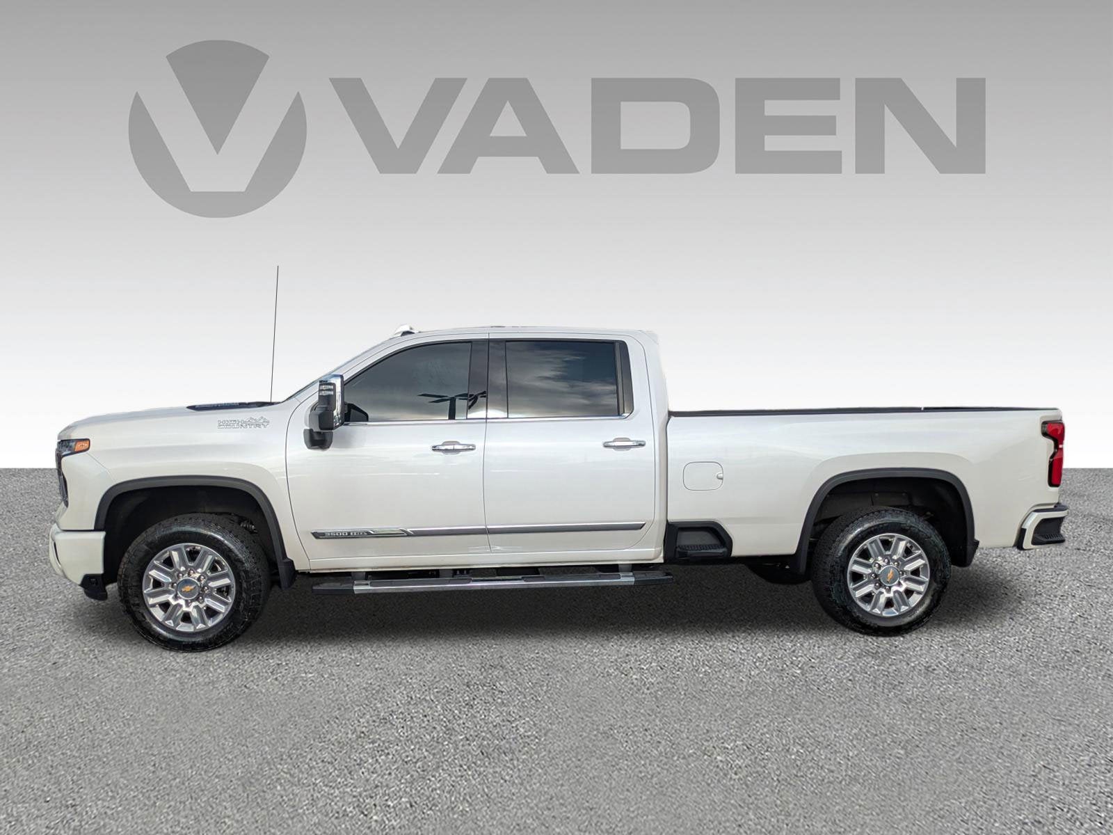 2025 Chevrolet Silverado 3500 HD High Country