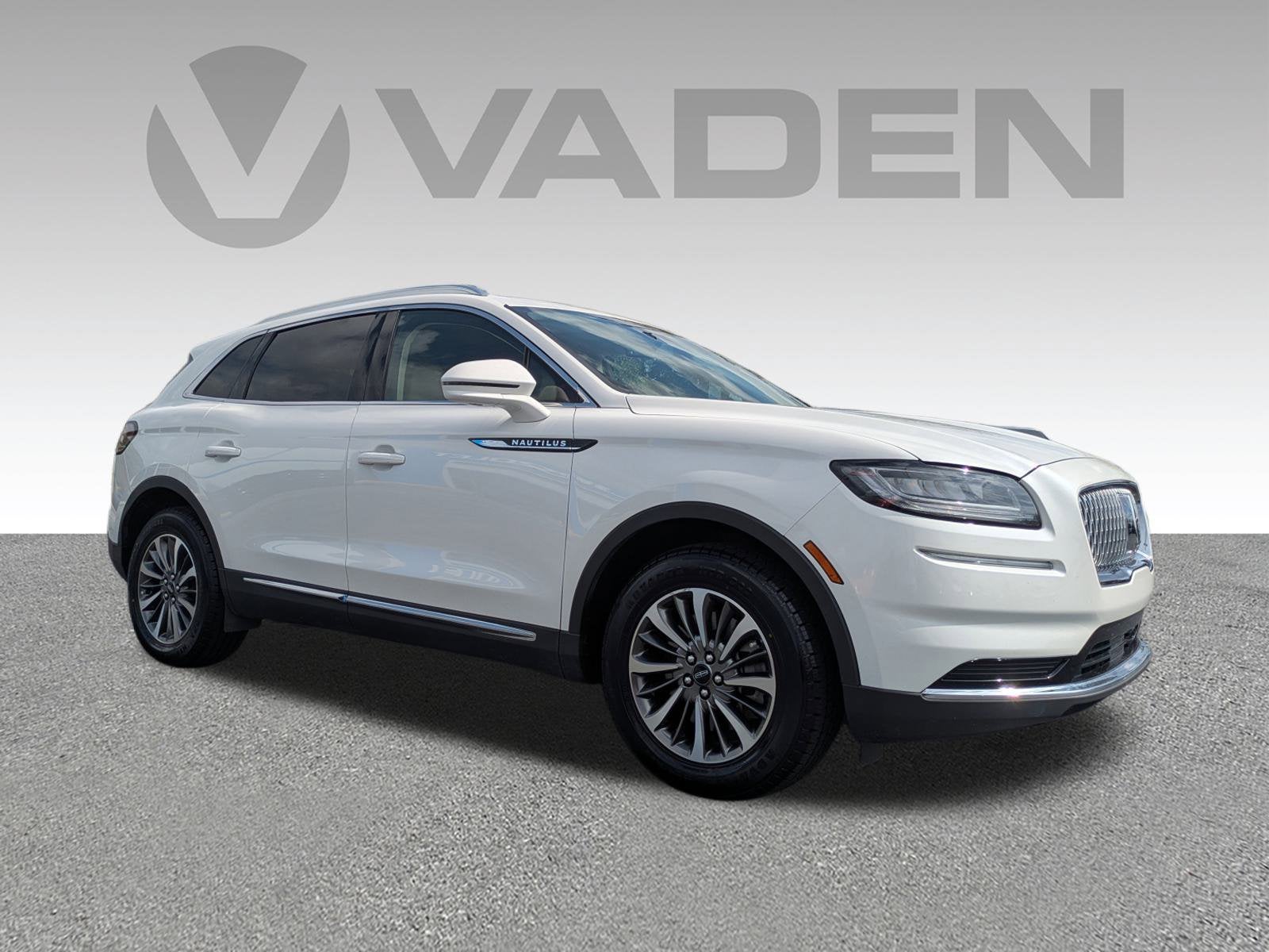 2022 Lincoln Nautilus Standard