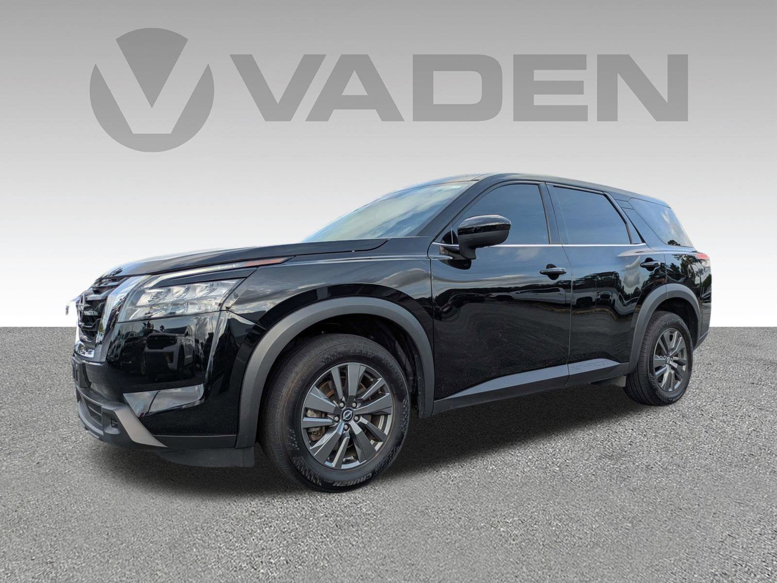 2024 Nissan Pathfinder S 4WD