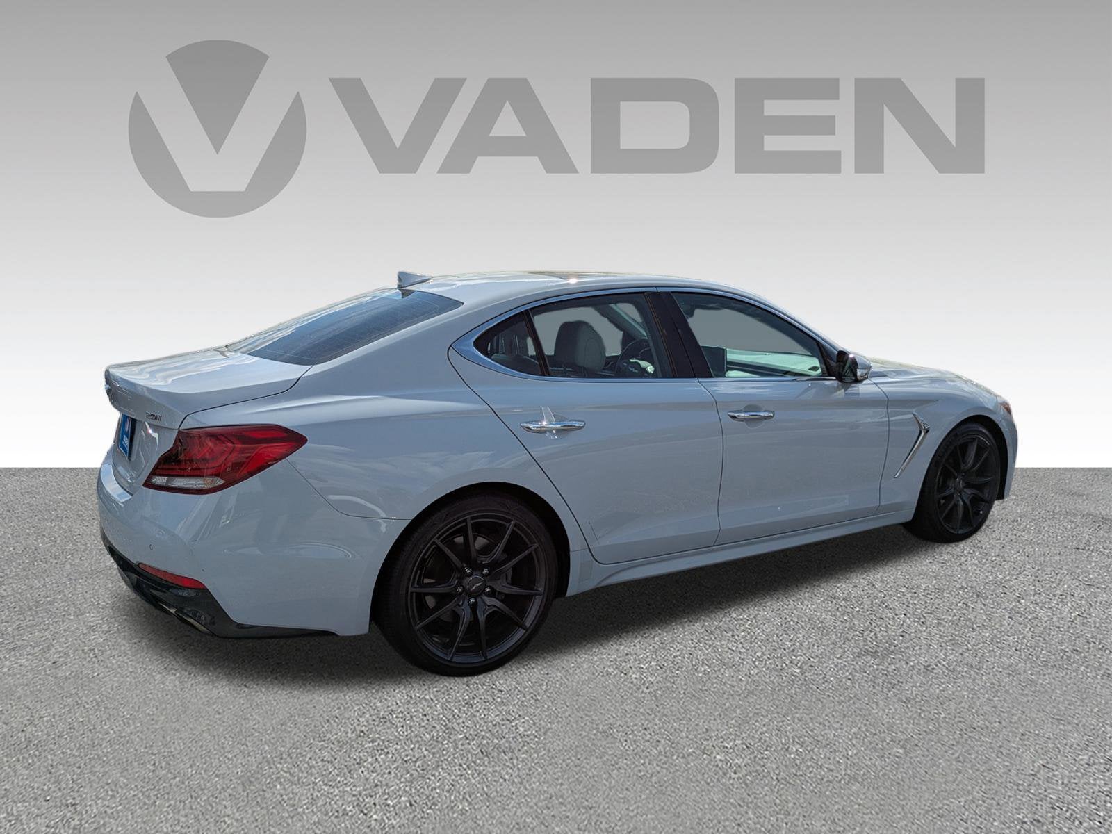 2021 Genesis G70 2.0T RWD