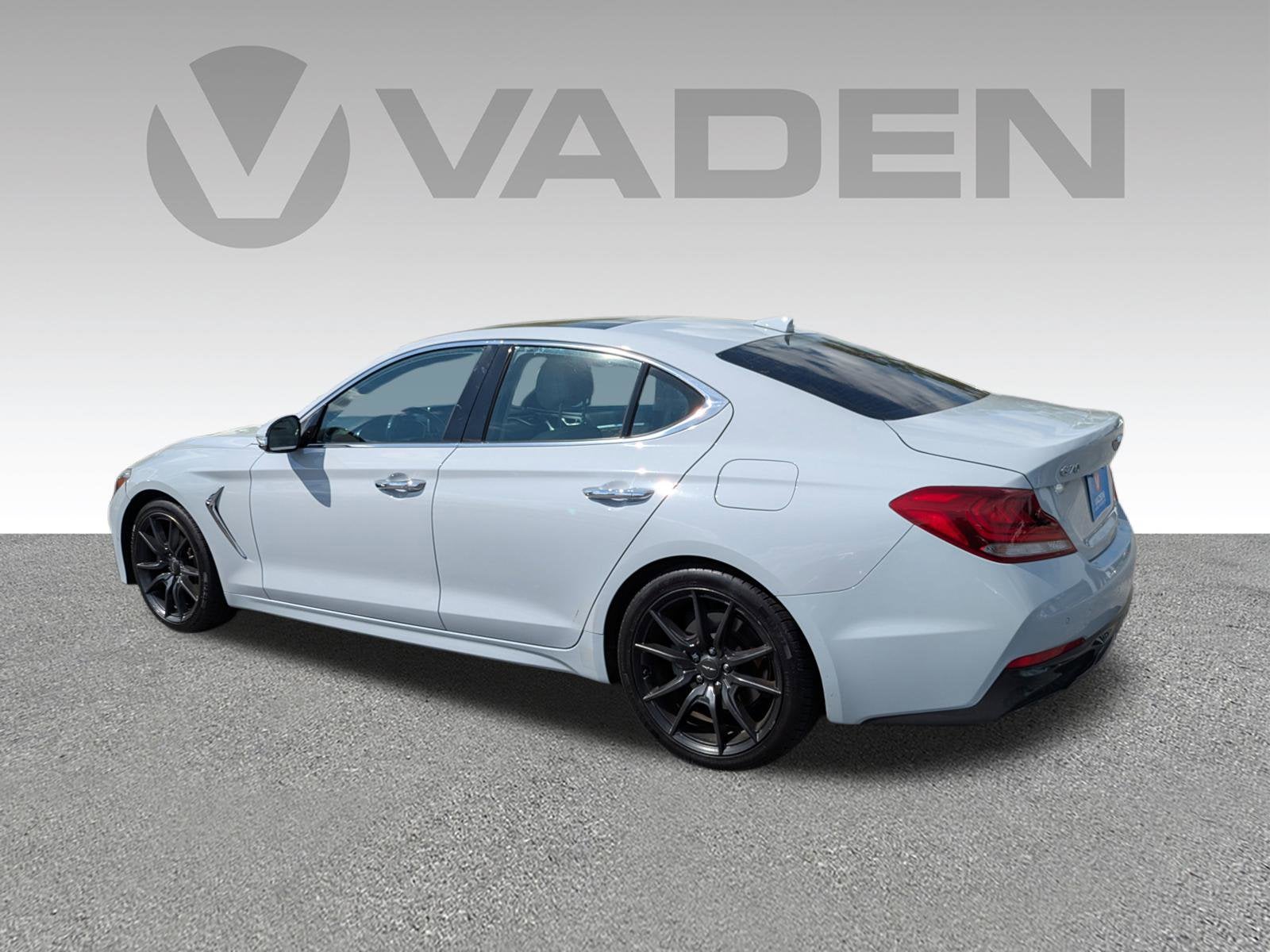 2021 Genesis G70 2.0T RWD