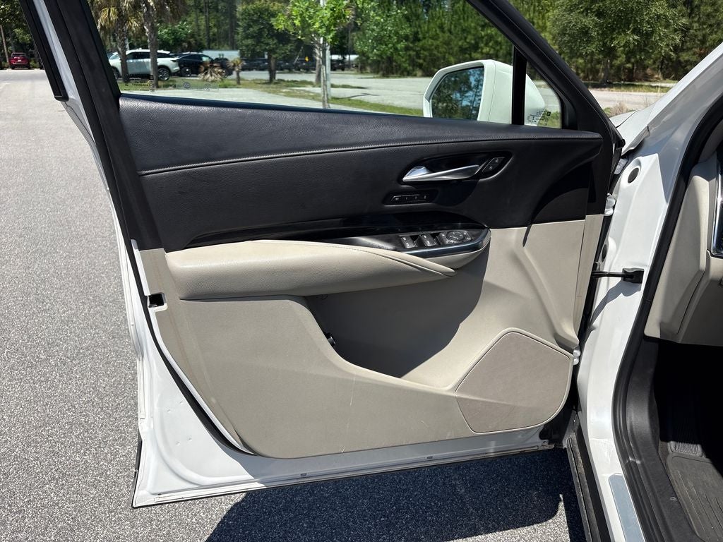 2020 Cadillac XT4 Premium Luxury