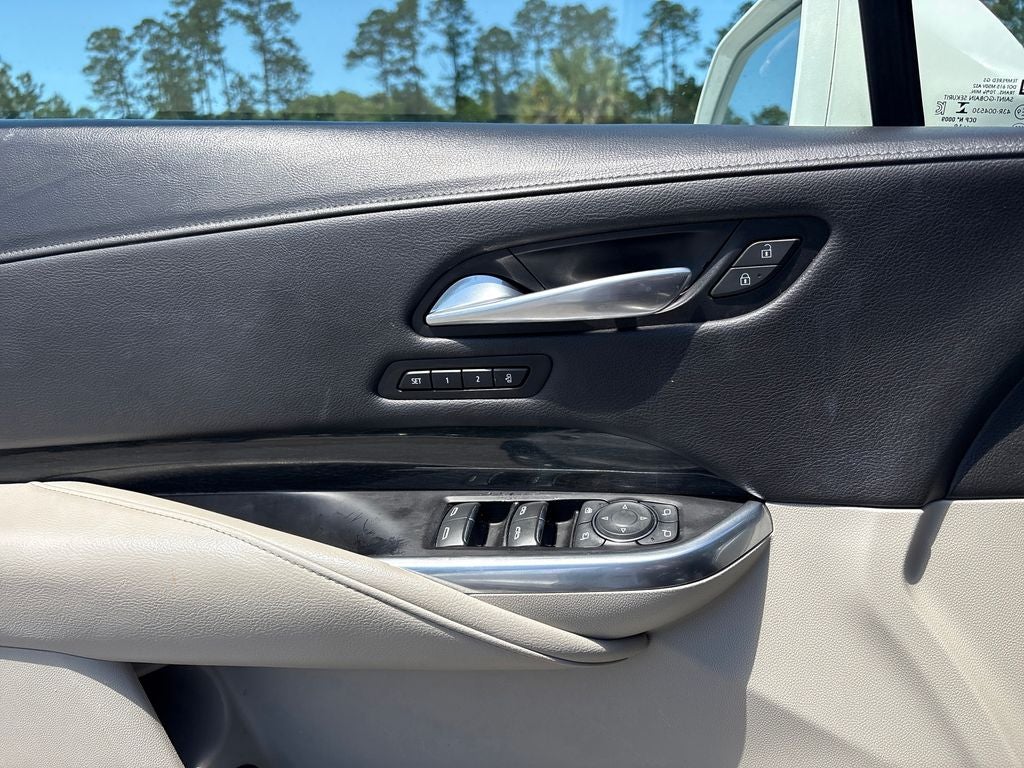 2020 Cadillac XT4 Premium Luxury