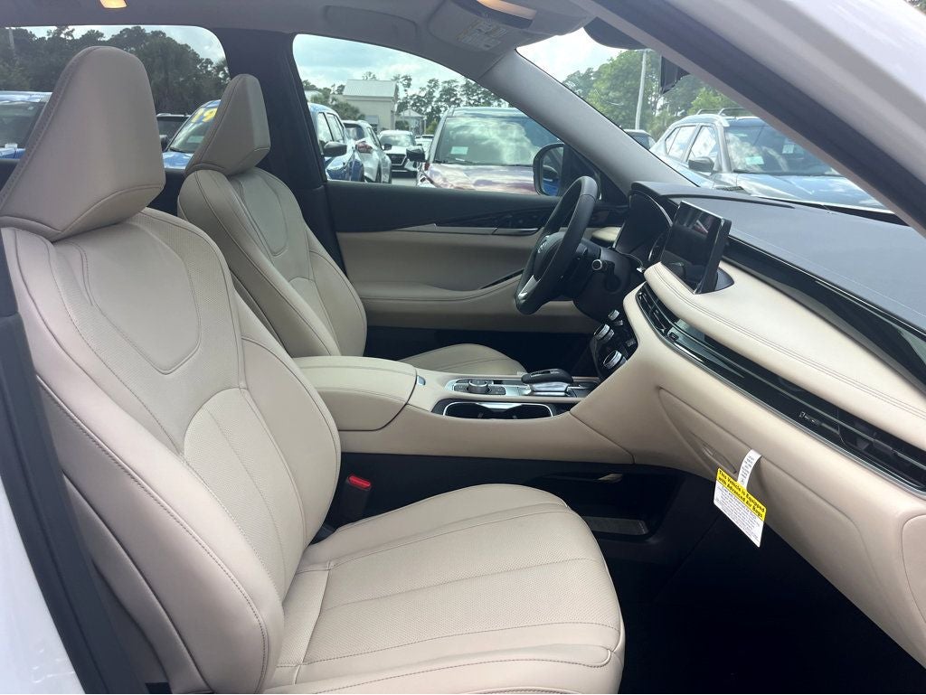 2025 INFINITI QX60 PURE