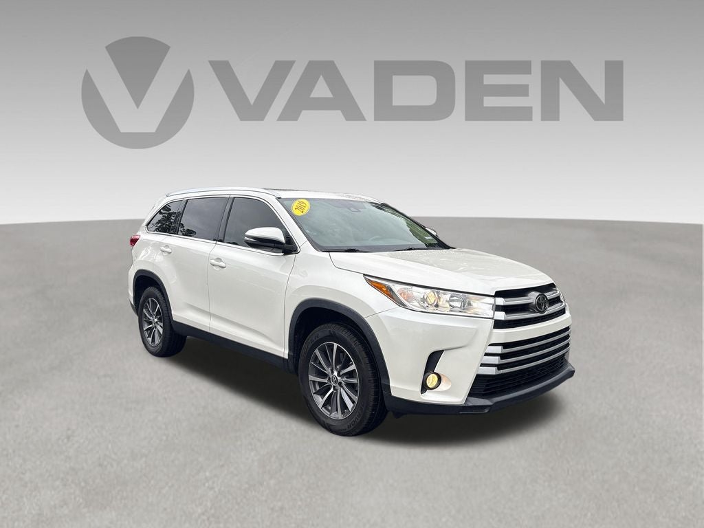 2019 Toyota Highlander Base