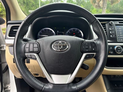 2019 Toyota Highlander Base