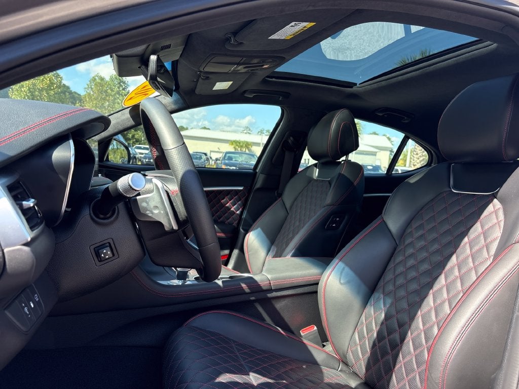 2025 Genesis G70 3.3T Sport Advanced