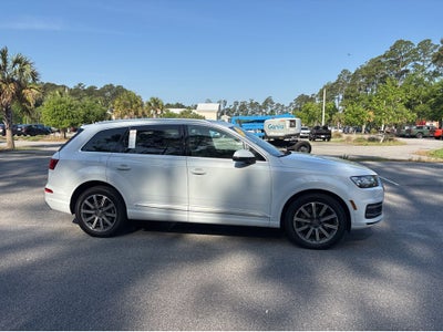2019 Audi Q7 55 Premium Plus quattro