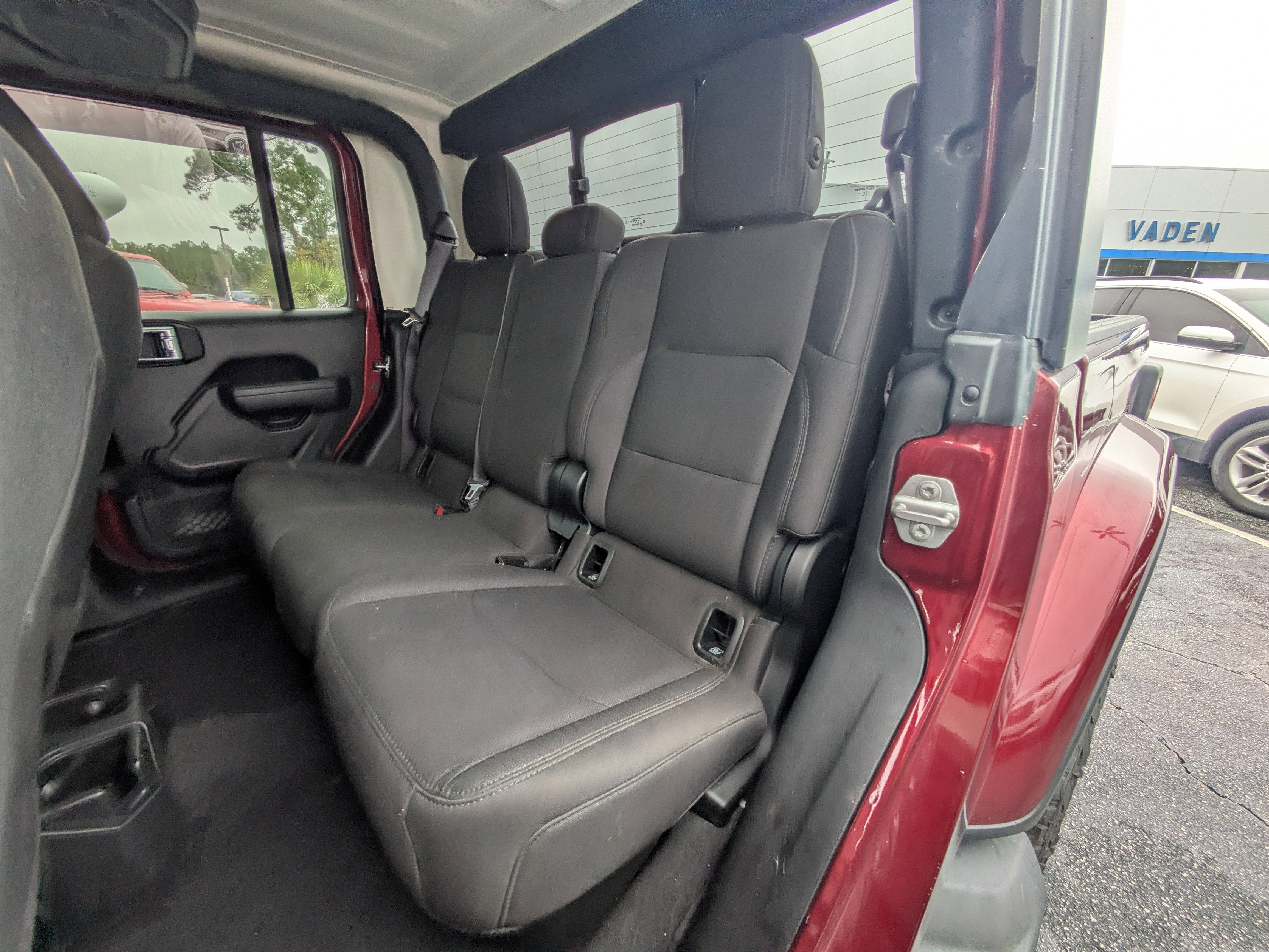 2022 Jeep Gladiator Sport S