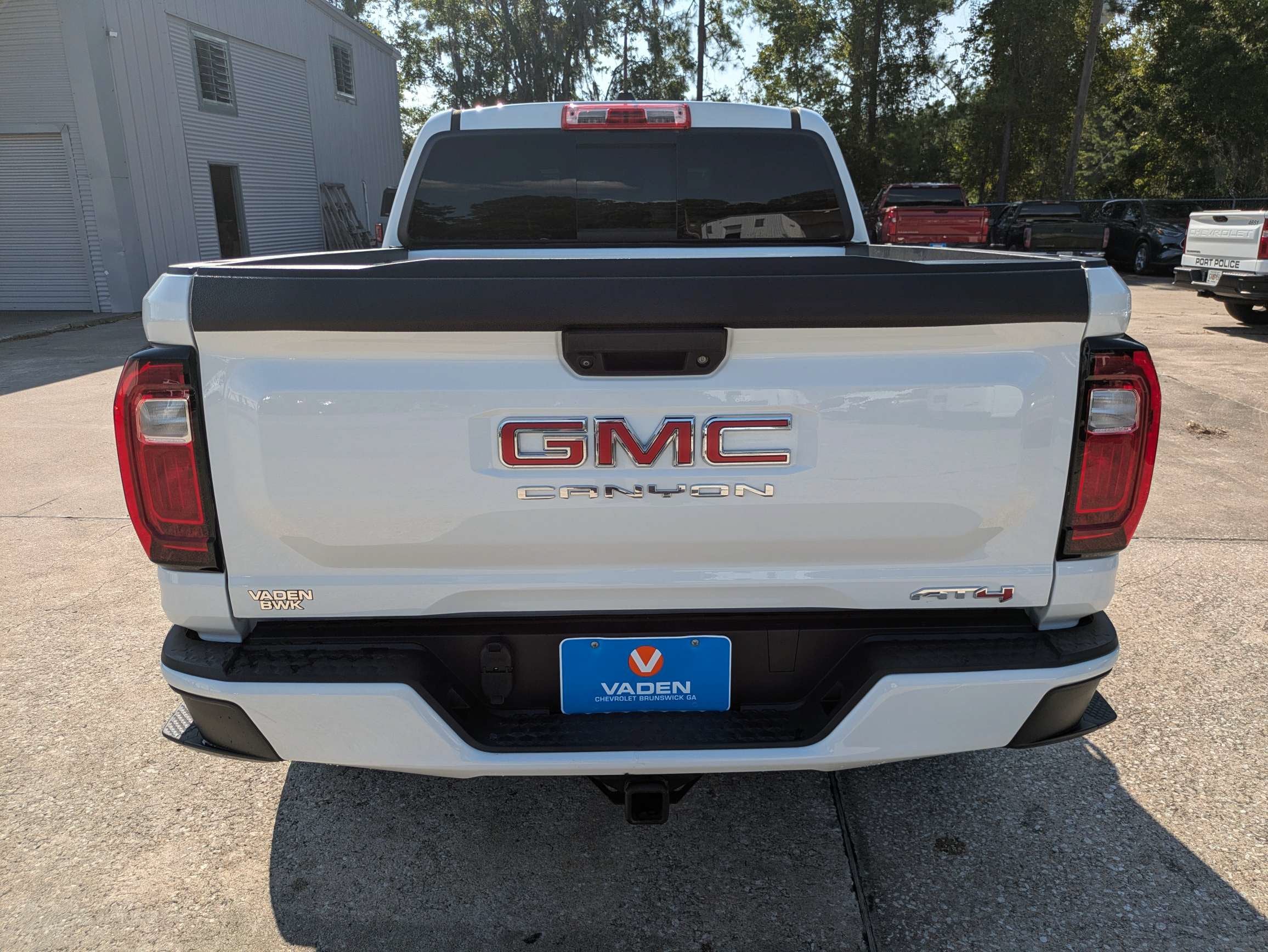 2023 GMC Canyon AT4