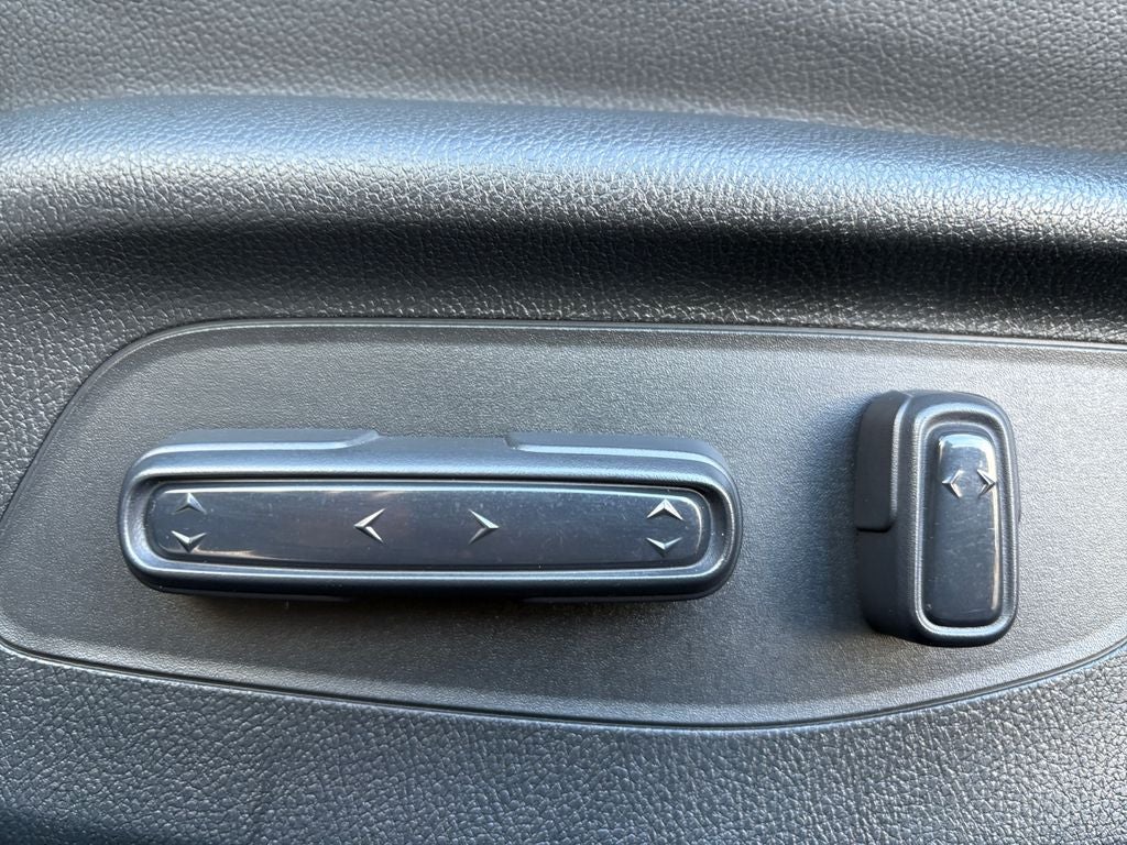 2023 Honda Civic Hatchback EX-L