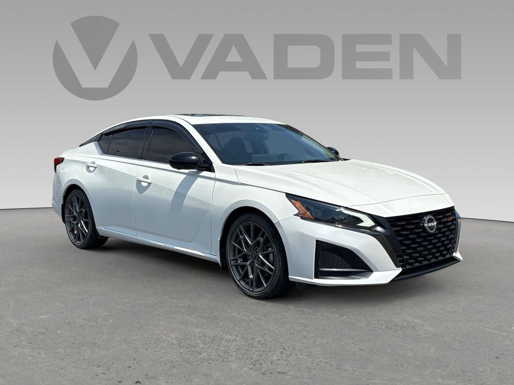 2023 Nissan Altima 2.0 SR