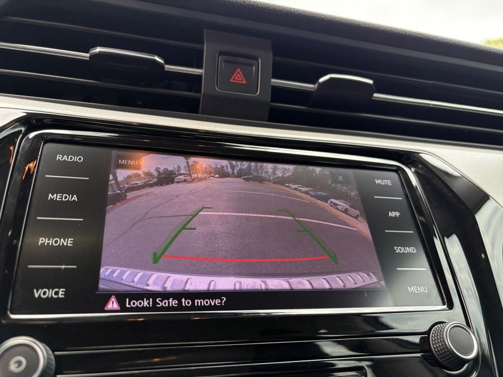 2022 Volkswagen Passat 2.0T SE