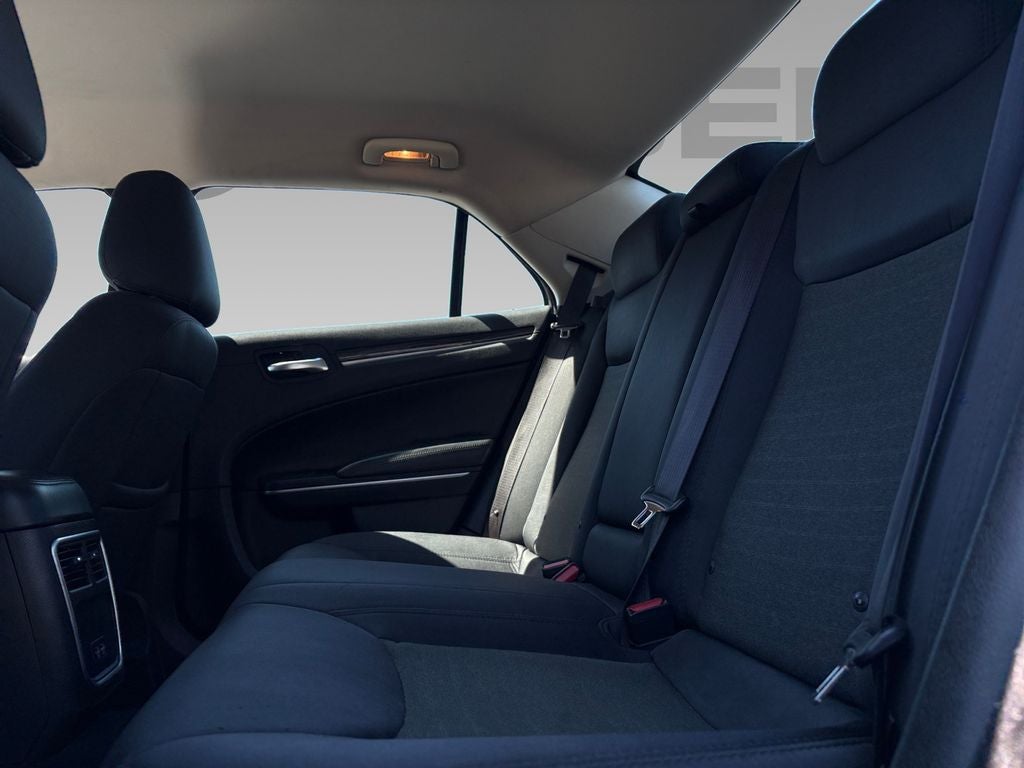 2020 Chrysler 300 Touring