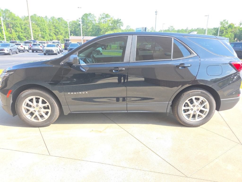2024 Chevrolet Equinox LS