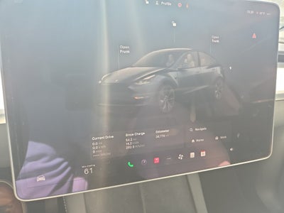 2025 Tesla Model Y Long Range